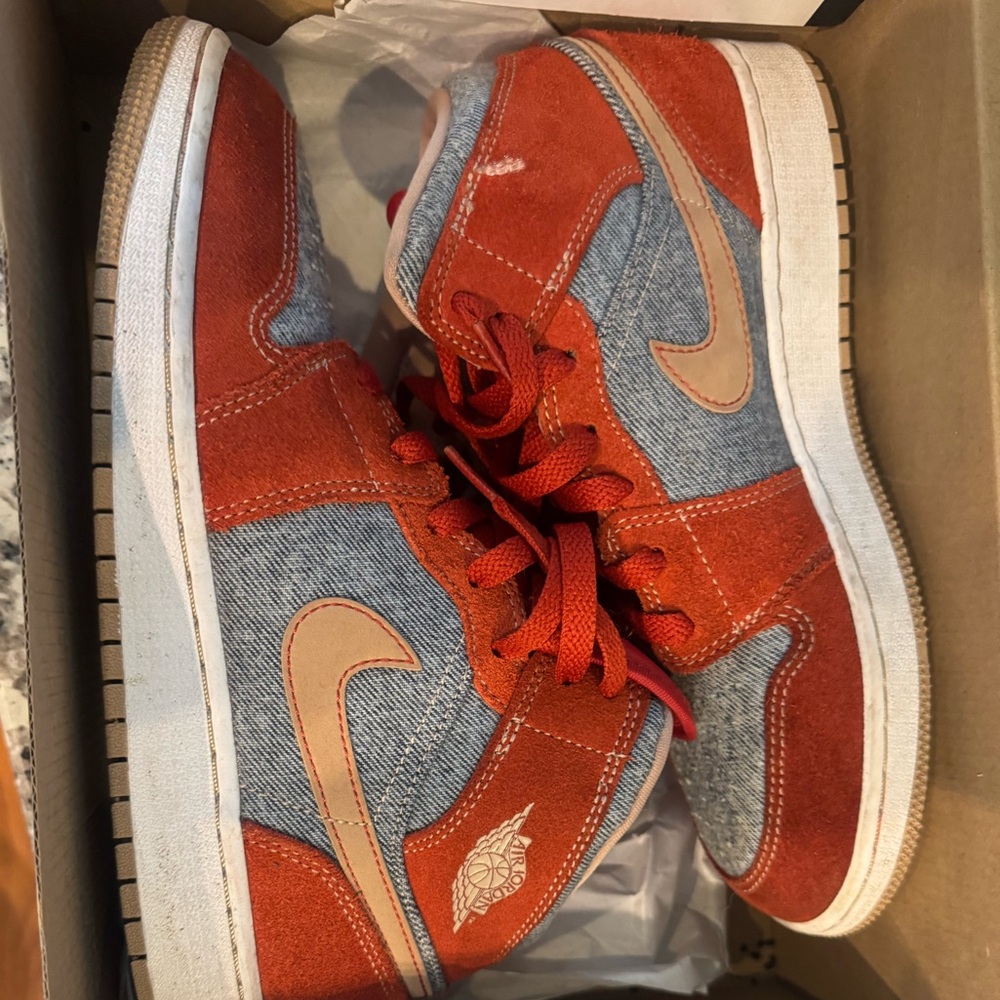 Air jordan 1 mid Se